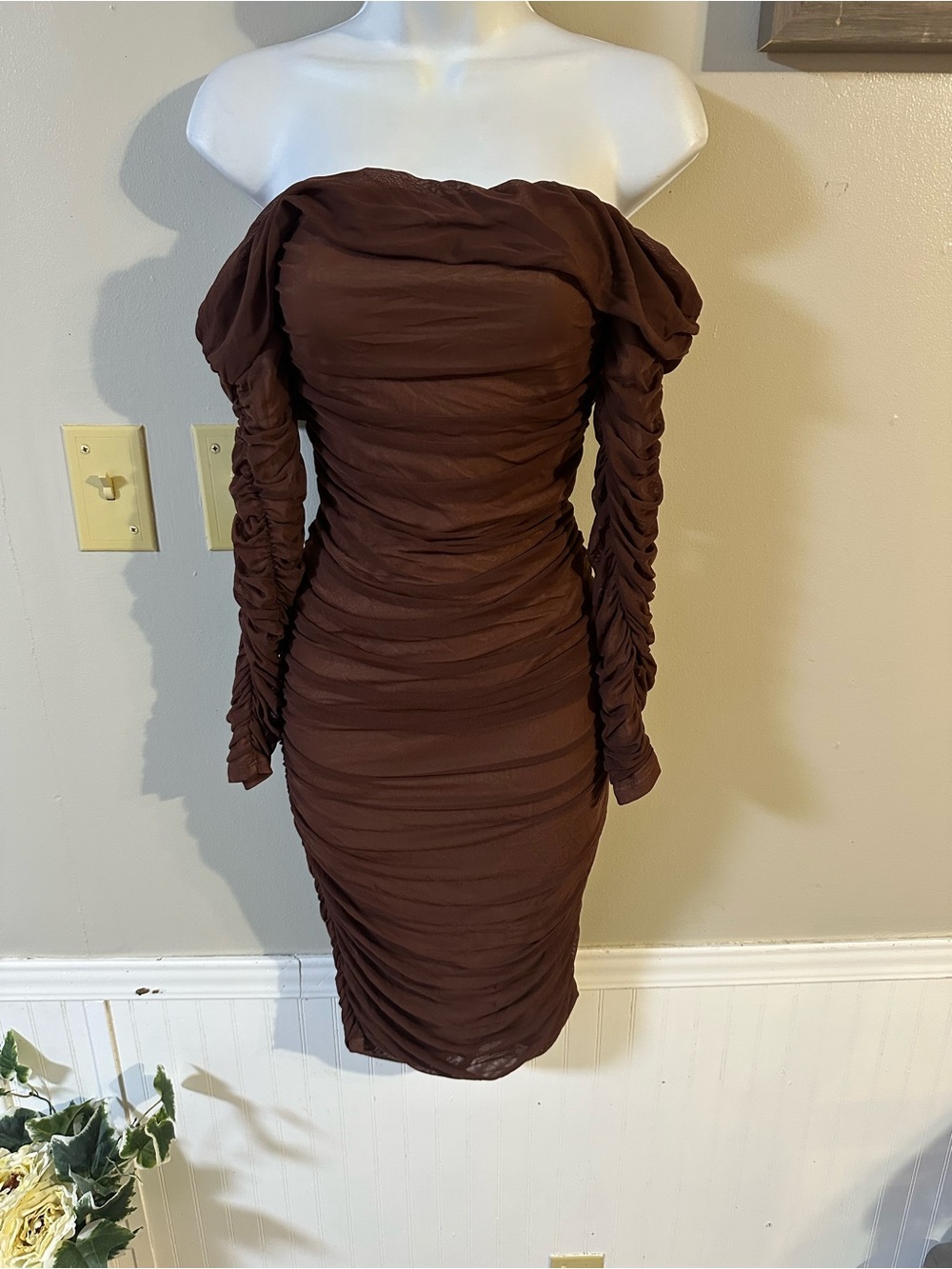 SHEIN Chocolate Brown Off-Shoulder Ruched Midi Dress